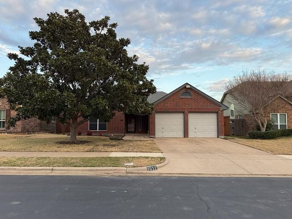 7012 Bernadine Drive, Watauga, TX 76148