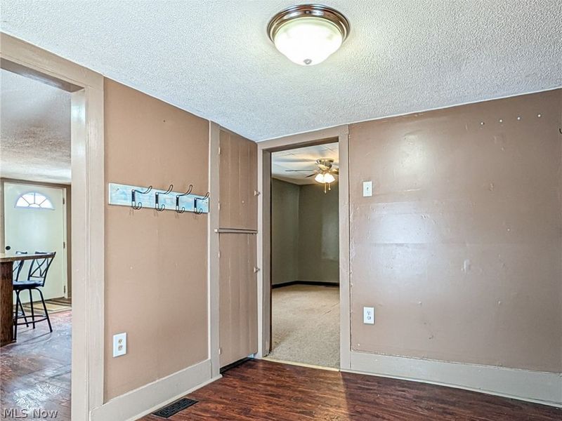 10748 State Route 258 SE, Uhrichsville, OH 44683 Photo 11