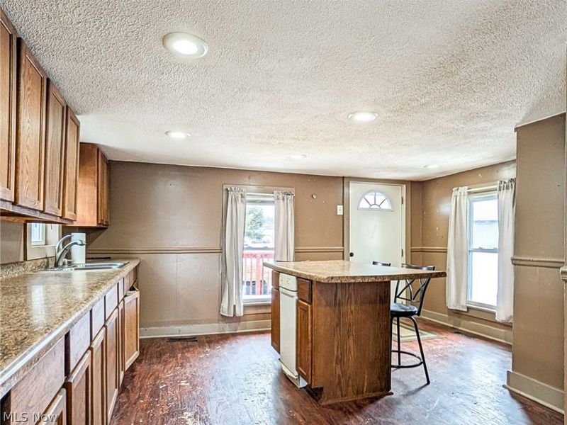 10748 State Route 258 SE, Uhrichsville, OH 44683 Photo 7