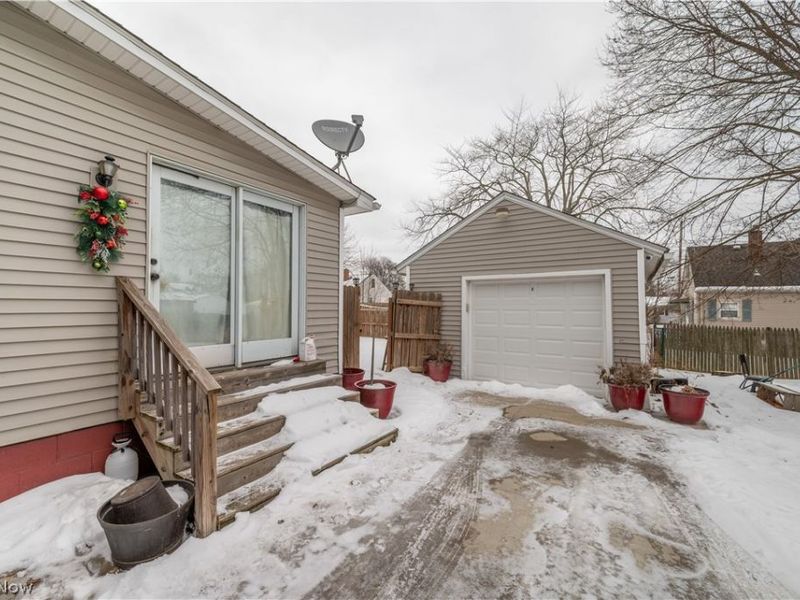 59 Bouquet Avenue, Youngstown, OH 44509 Photo 24