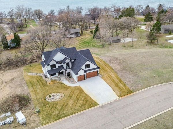 3731 Crestwood Ridge NE, Alexandria, MN 56308