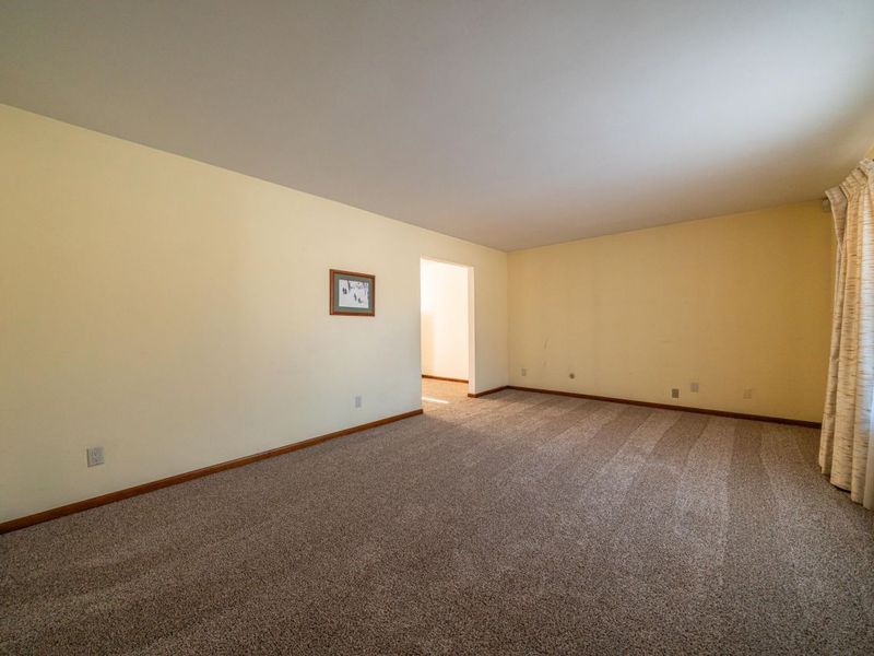 7106 Cranlyn Drive, Englewood, OH 45322 Photo 6