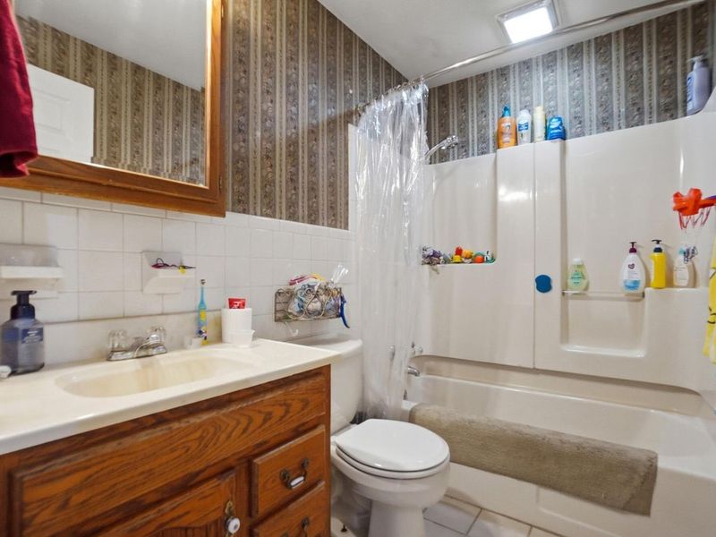 3939 Odema Drive, Lima, OH 45806 Photo 6