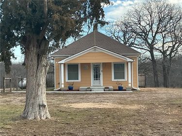 3177 Florida Road, Pomona, KS 66076