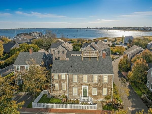 2 Mariner Way, Nantucket, MA 02554