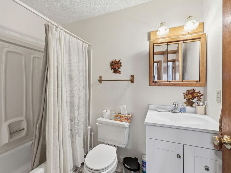 790 Brookdale Drive, West Jefferson, OH 43162 Photo 21