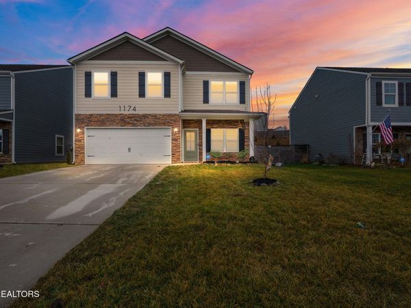 1174 Hampton Place Circle, Loudon, TN 37774