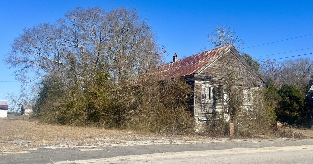 120 Lonestar Road Photo 2