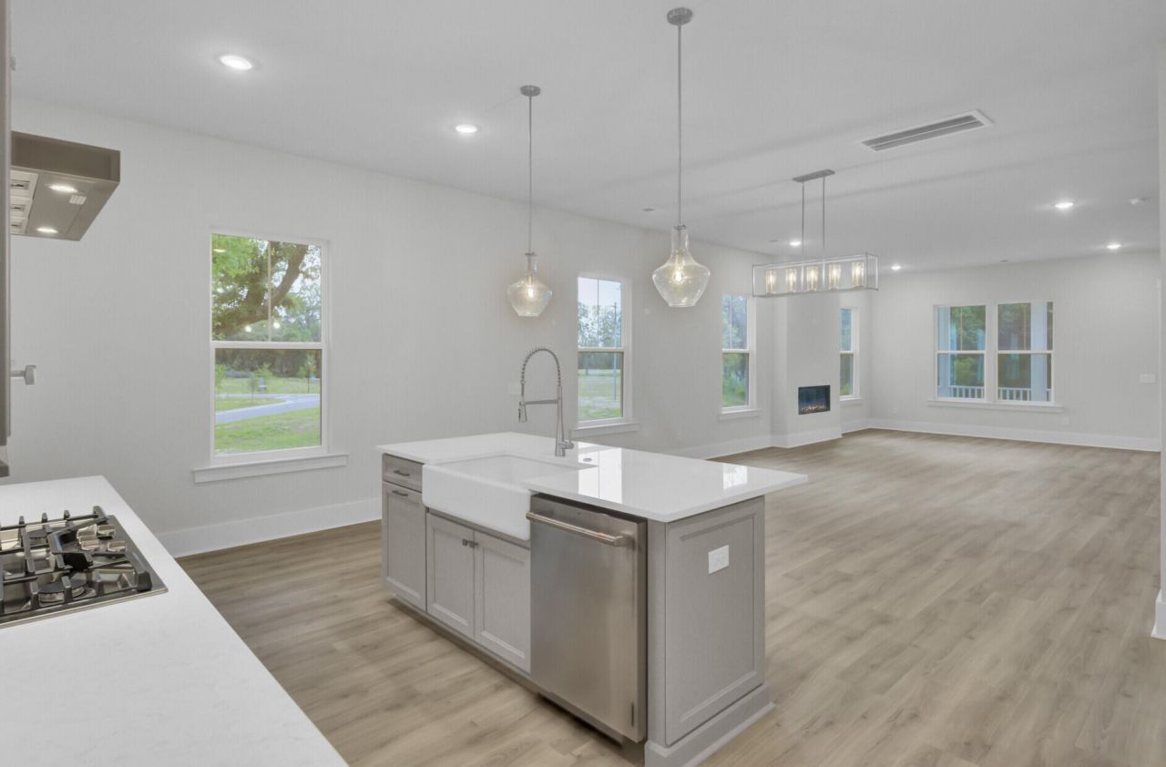 617 Du Bois Drive Photo 13