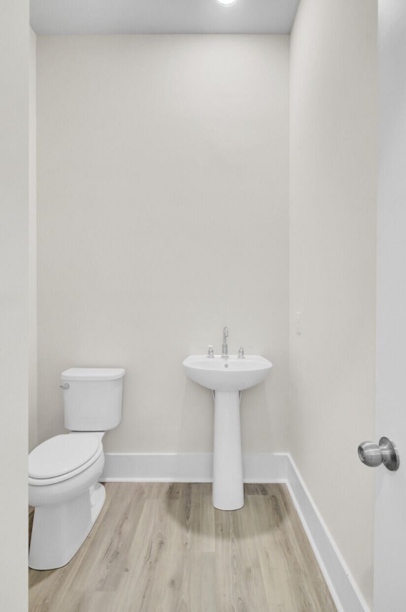 617 Du Bois Drive Photo 29