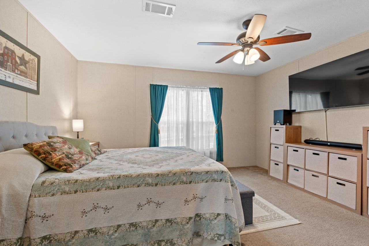 9432 Greenwing Dr. Photo 12