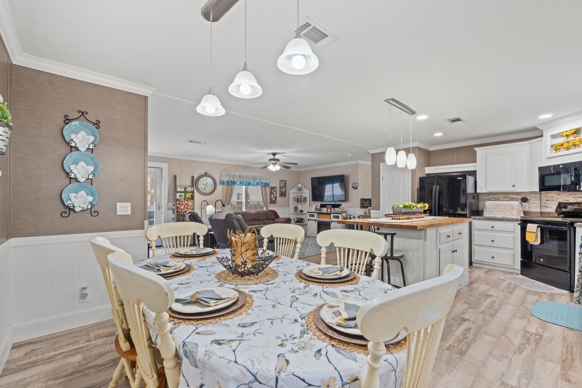 9432 Greenwing Dr. Photo 12