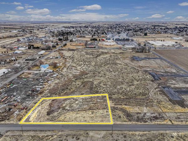 1786 S 1800 E, Gooding, ID 83330