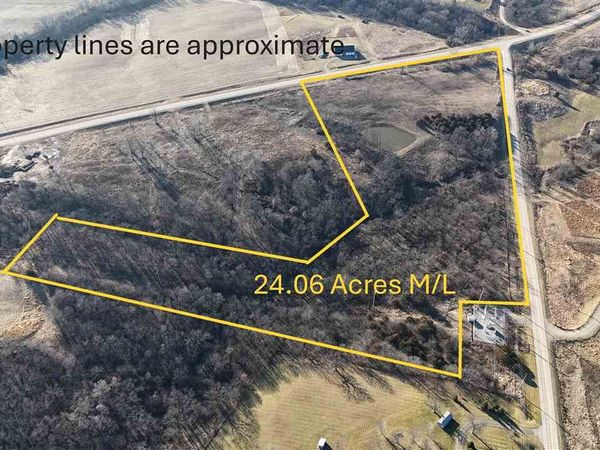 000 County Road X-17, Columbus Junction, IA 52738