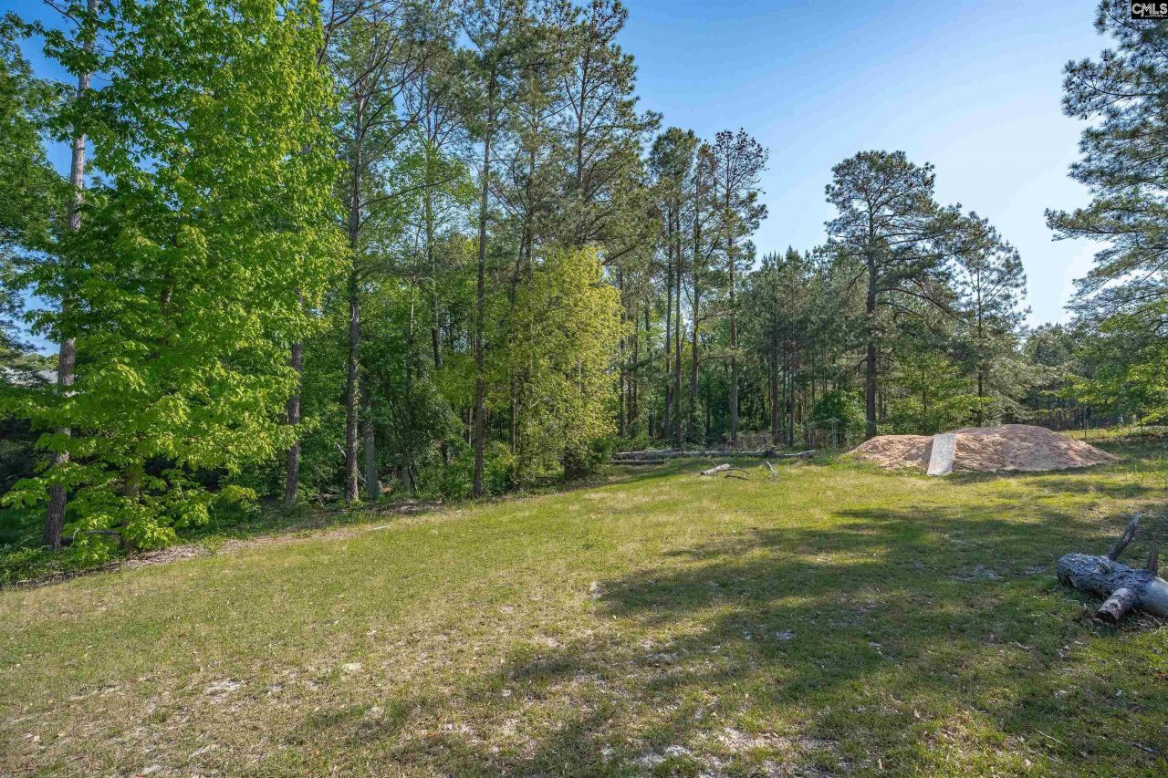 620 R Valhalla Drive  Photo 14