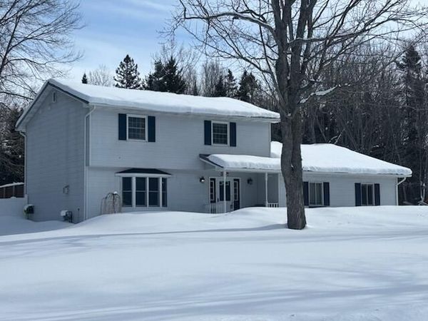 325 Central AVE, Sault Ste Marie, MI 49783