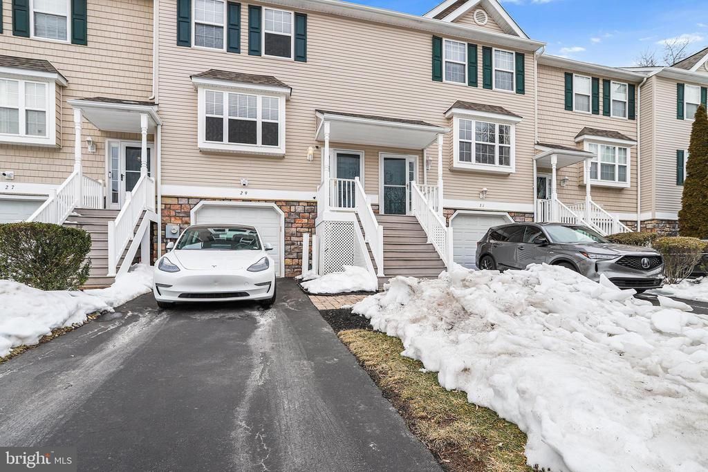 29 Hoag Lane, Aston, PA 19014 Main Photo