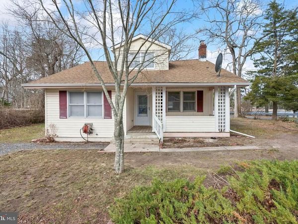 602 S LAKESHORE DRIVE, BROWNS MILLS, NJ 08015