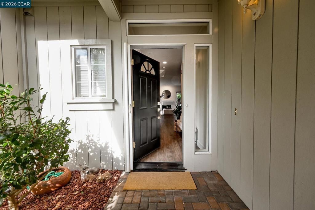 1384 Danville Blvd, Alamo, CA 94507 Main Photo