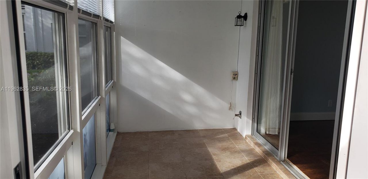 1501 S Ocean Blvd, Unit 129, Lauderdale by the Sea, FL 33062 Photo