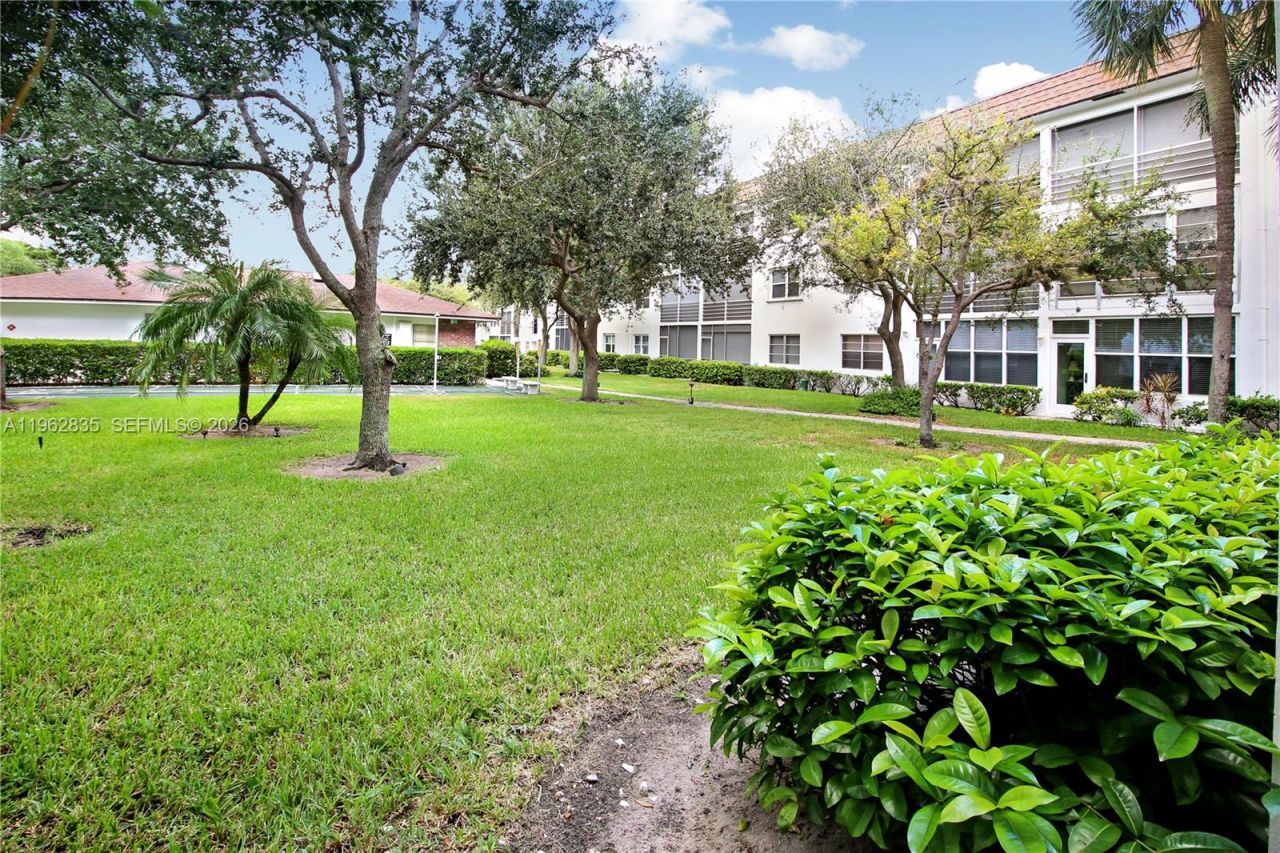 1501 S Ocean Blvd, Unit 129, Lauderdale by the Sea, FL 33062 Photo