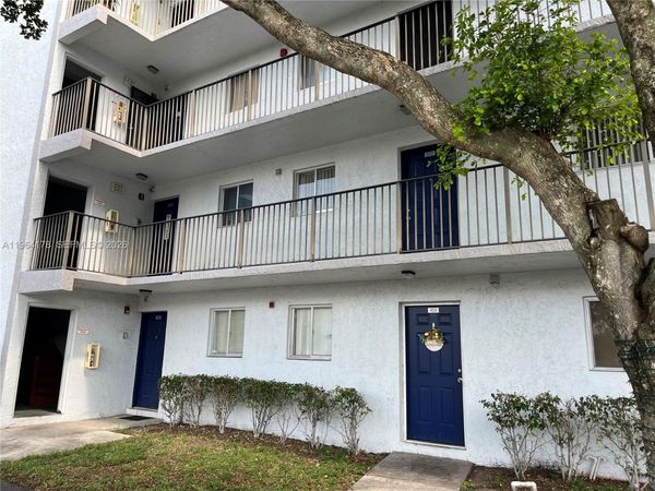 8730 N Sherman Cir, Unit 302, Miramar, FL 33025