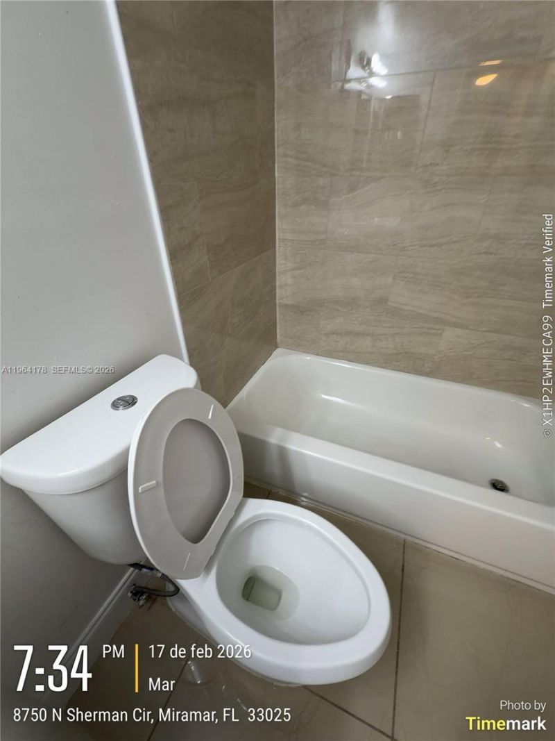 8730 N Sherman Cir, Unit 302, Miramar, FL 33025 Photo