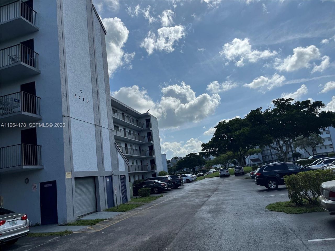 8730 N Sherman Cir, Unit 302, Miramar, FL 33025 Photo