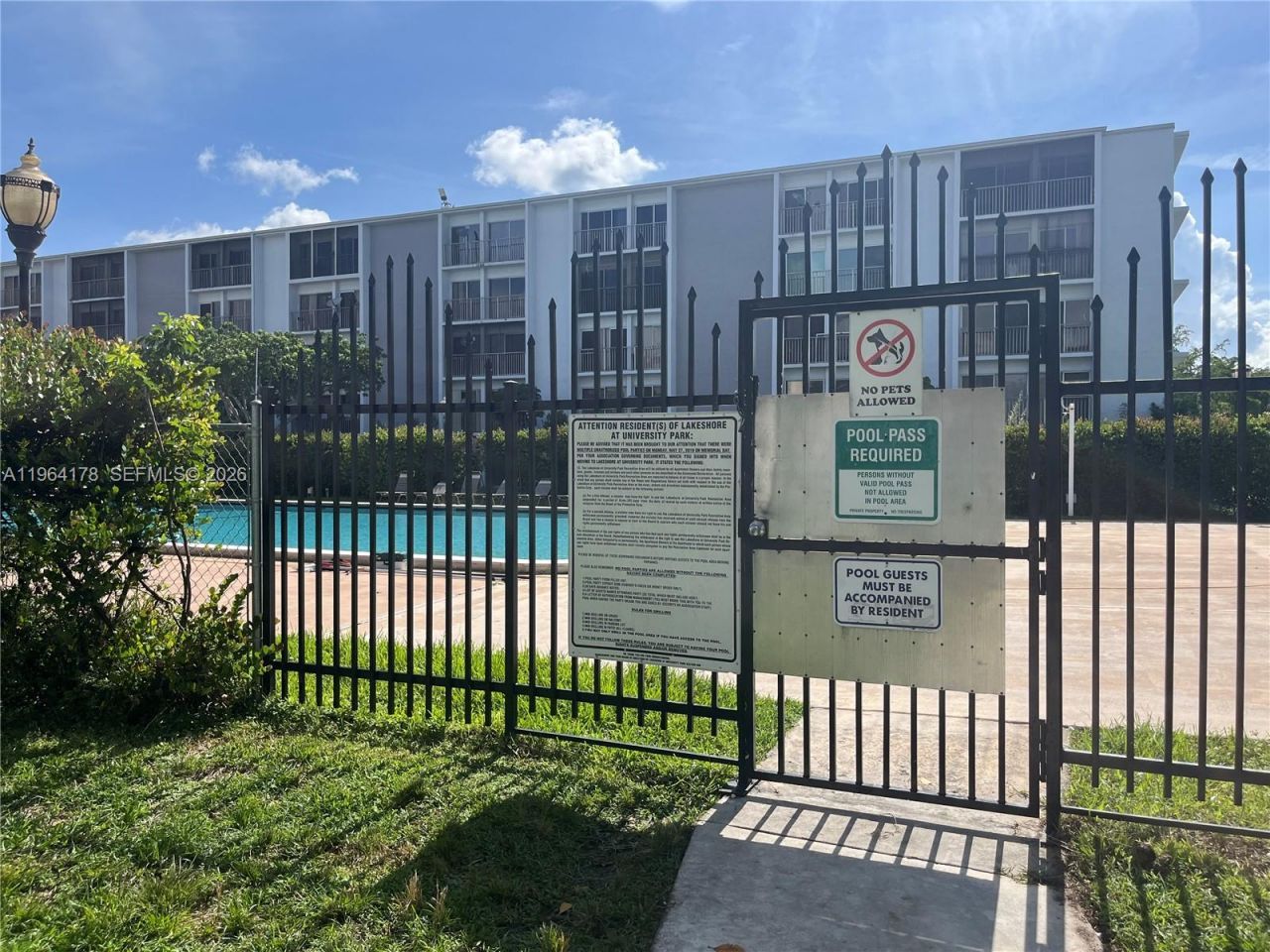 8730 N Sherman Cir, Unit 302, Miramar, FL 33025 Photo