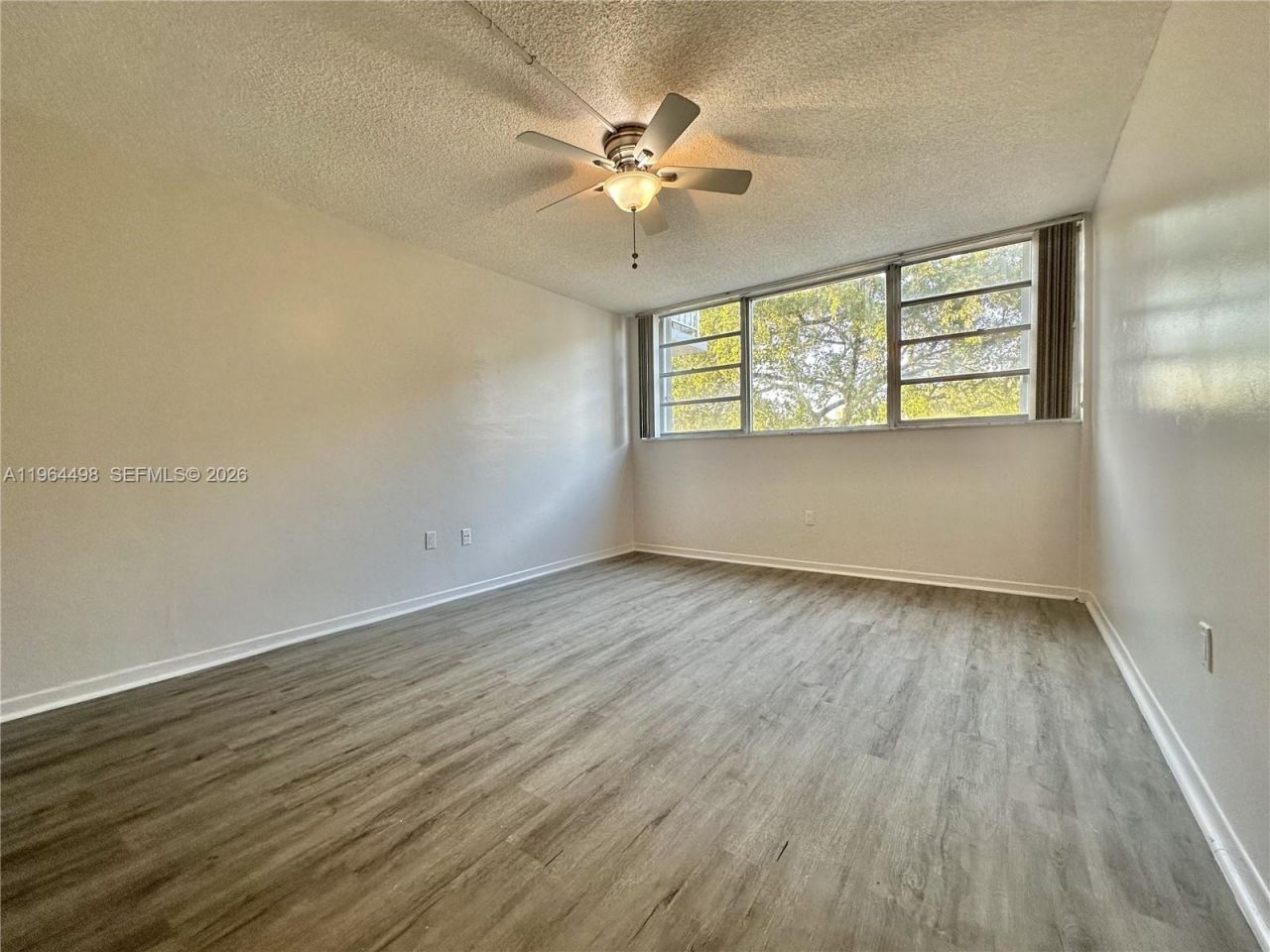 1470 NE 125th Ter, Unit 210, North Miami, FL 33161 Photo