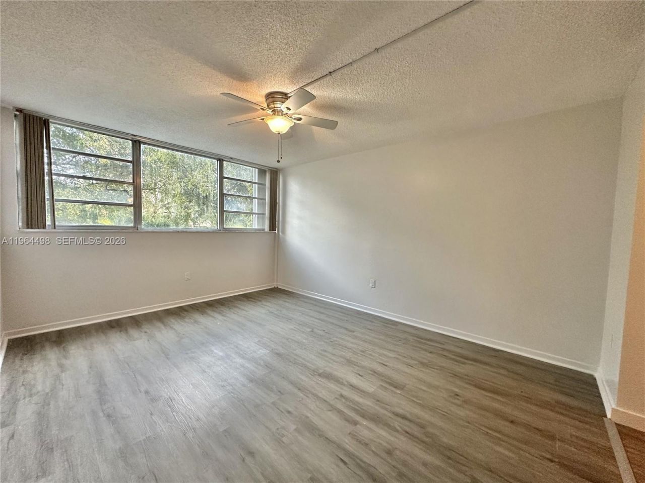 1470 NE 125th Ter, Unit 210, North Miami, FL 33161 Photo