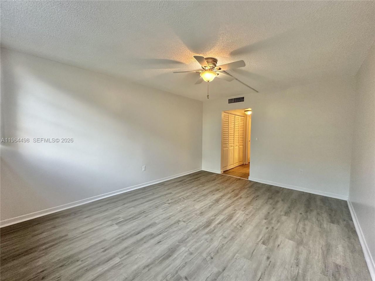1470 NE 125th Ter, Unit 210, North Miami, FL 33161 Photo