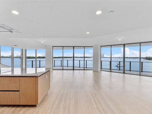 1135 103rd St #401 , Bay Harbor Islands, FL 33154