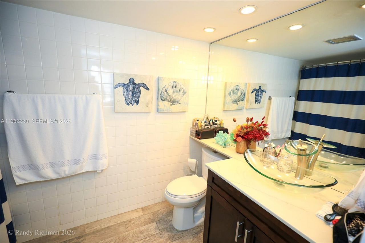 600 NE 36th St, Unit 1905, Miami, FL 33137 Photo