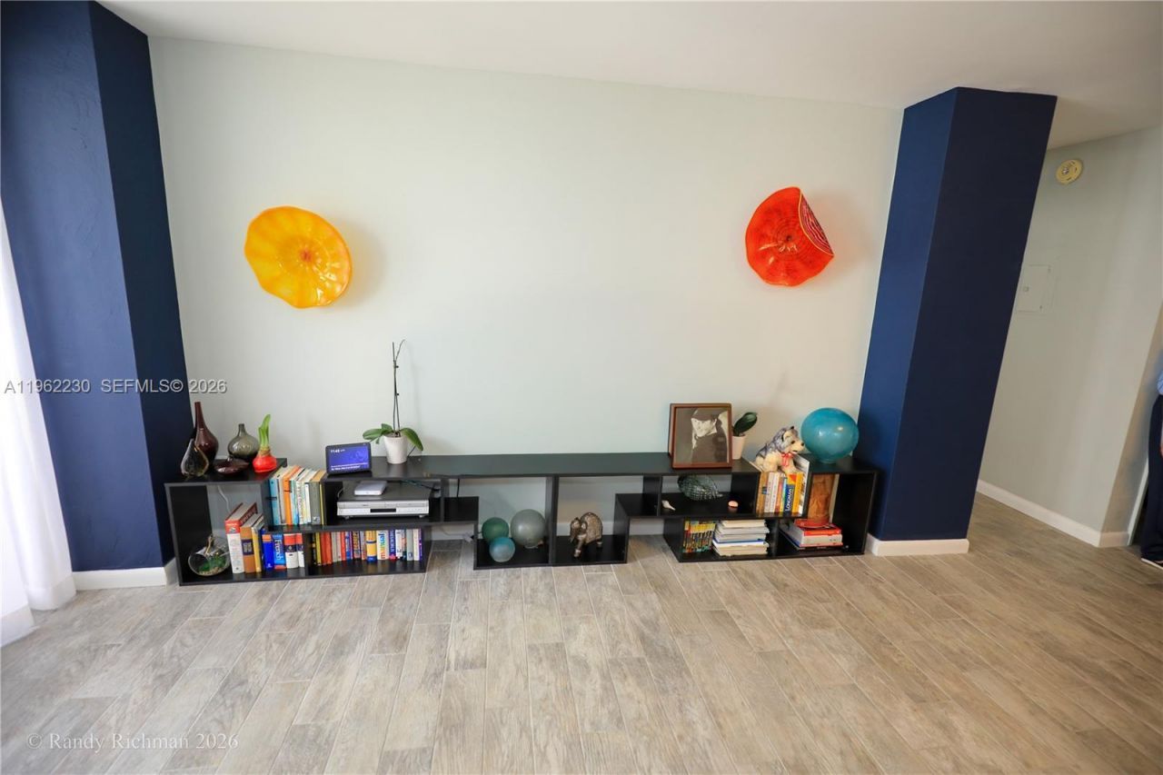 600 NE 36th St, Unit 1905, Miami, FL 33137 Photo