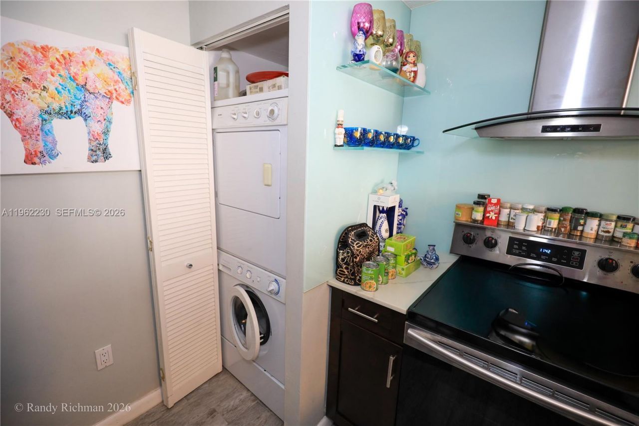 600 NE 36th St, Unit 1905, Miami, FL 33137 Photo