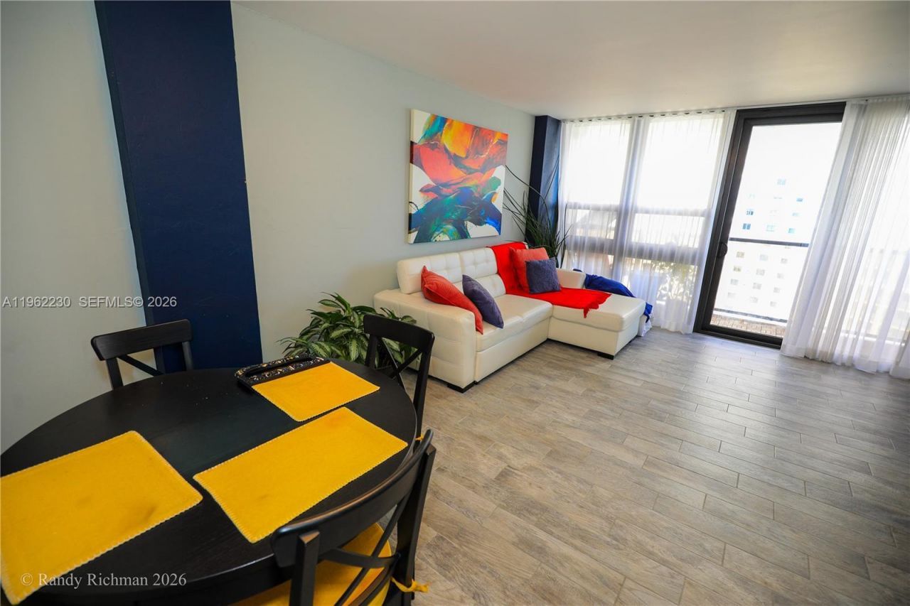 600 NE 36th St, Unit 1905, Miami, FL 33137 Photo