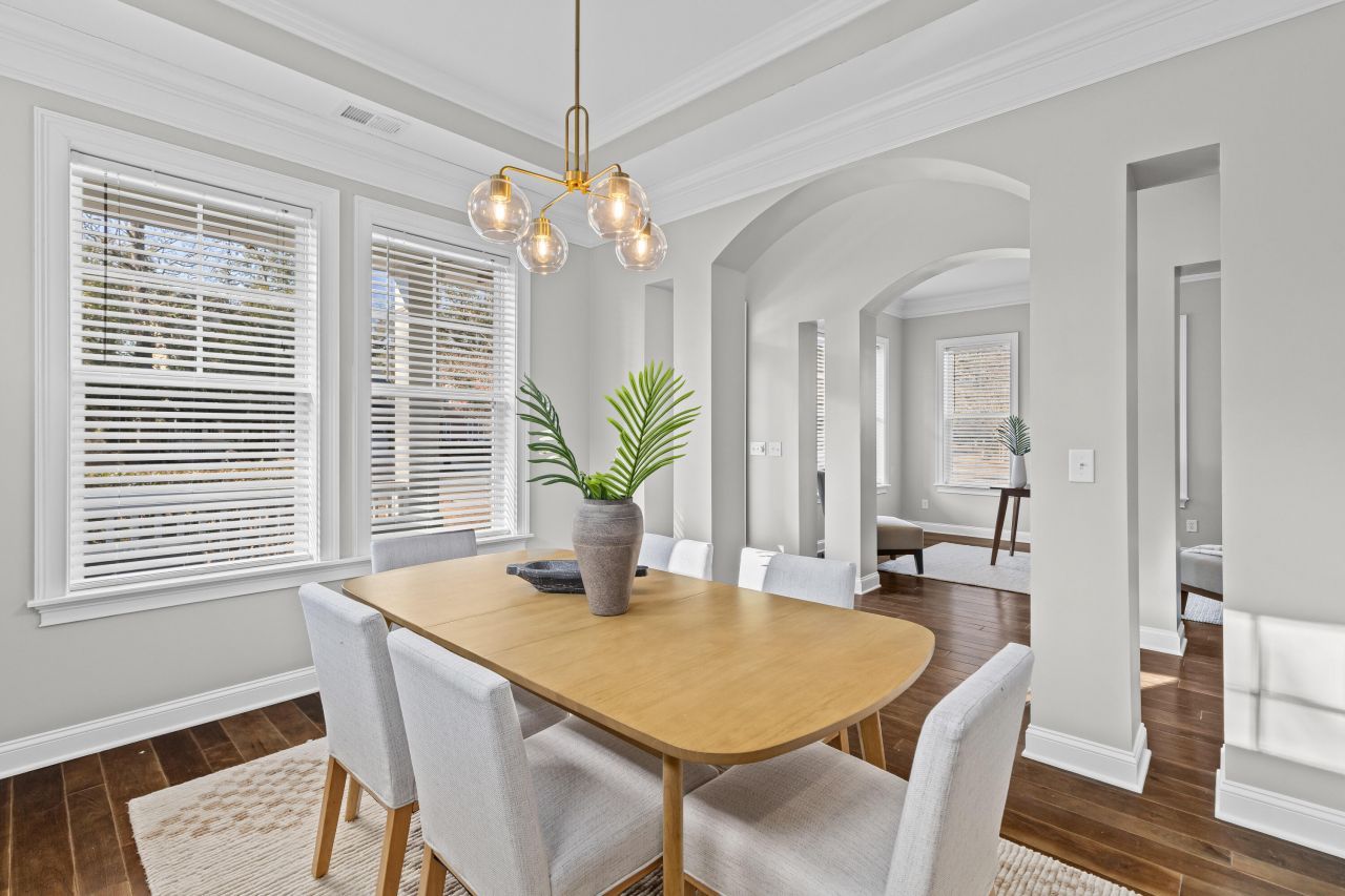 1753 Wellstead Street Photo 13