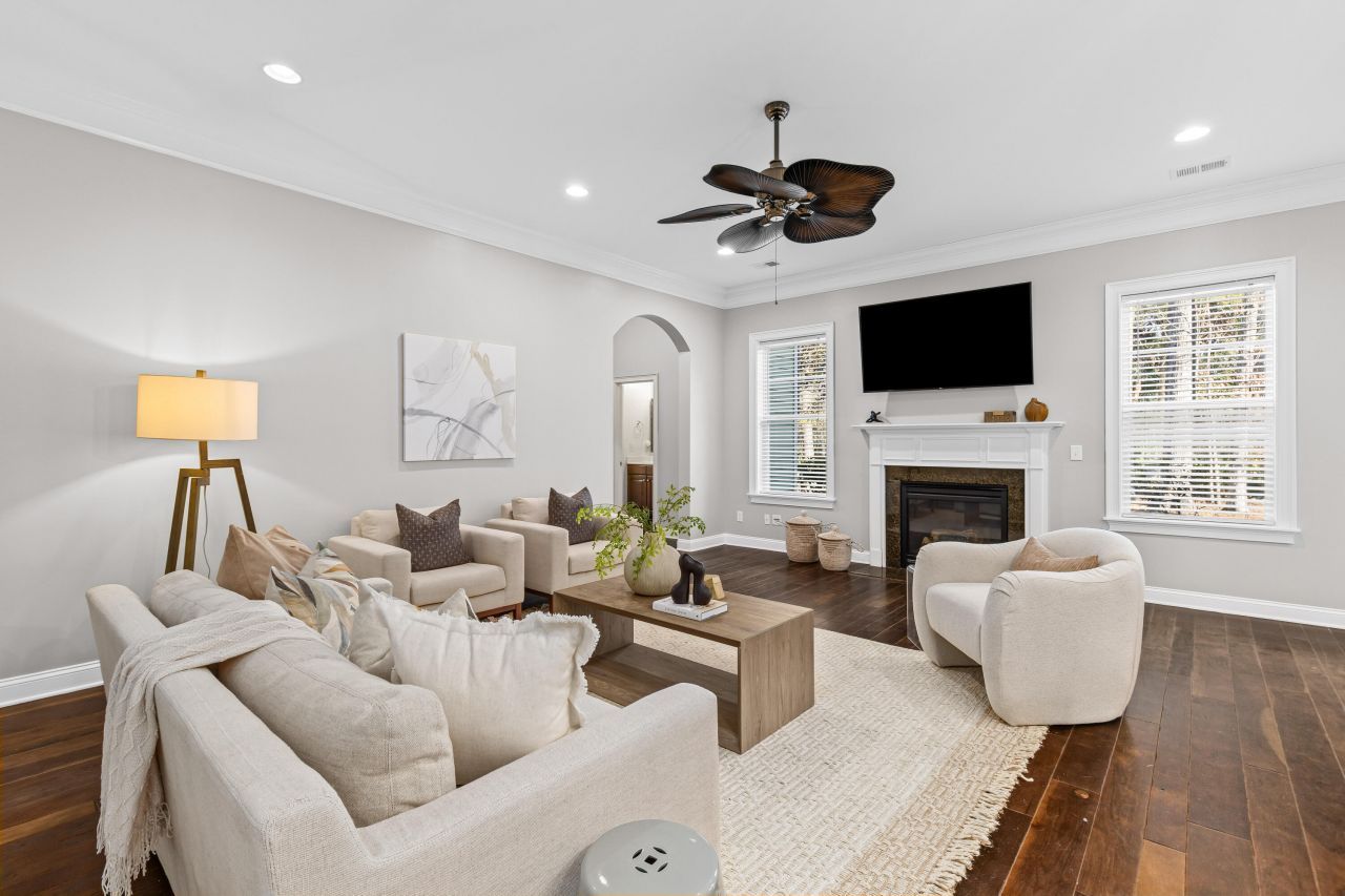 1753 Wellstead Street Photo 22