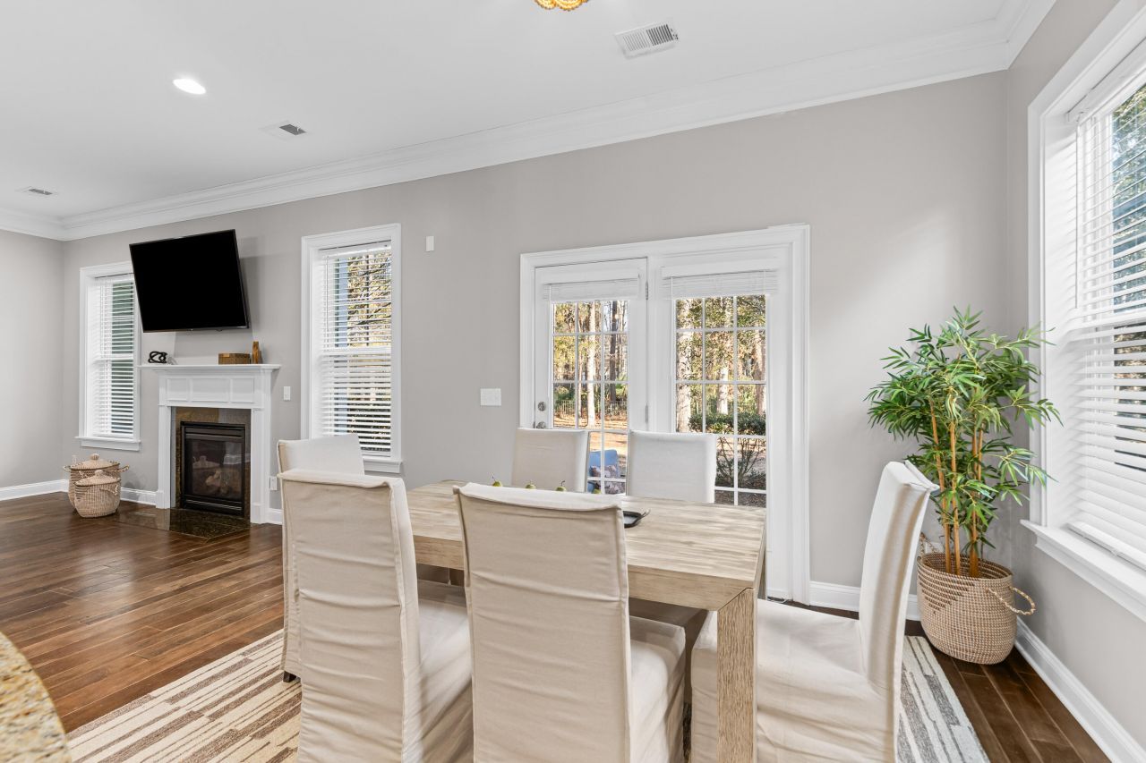 1753 Wellstead Street Photo 26