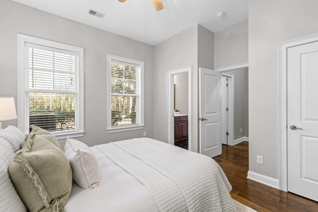 1753 Wellstead Street Photo 29