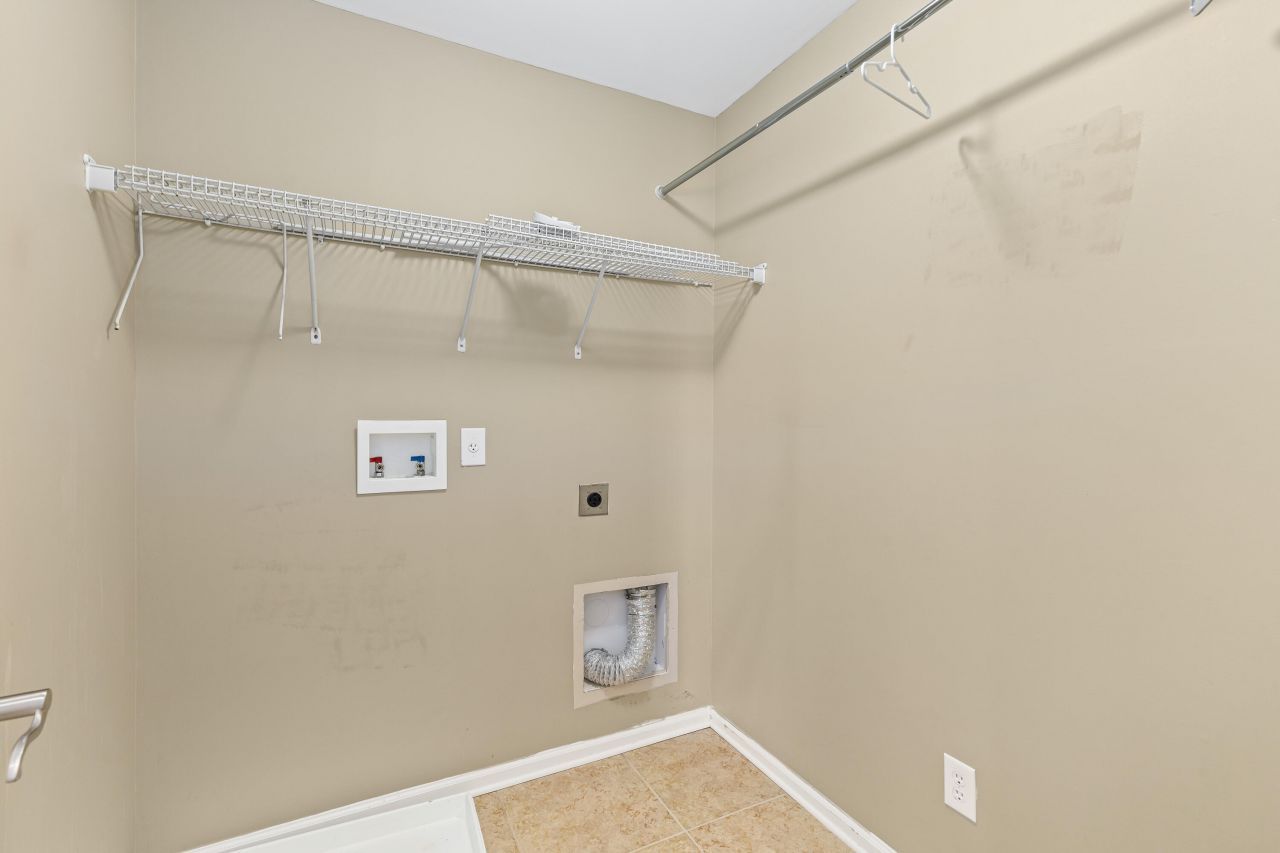 1753 Wellstead Street Photo 44