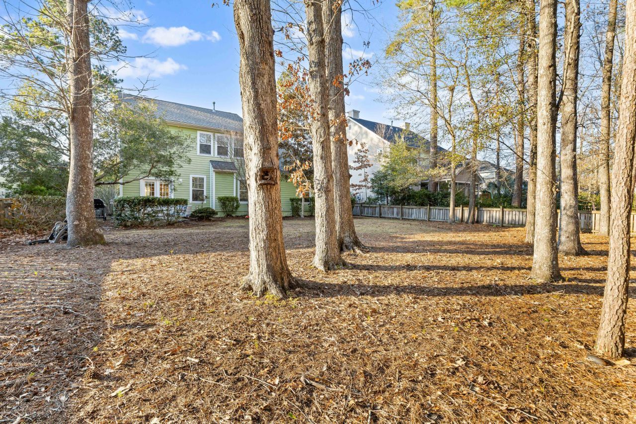 1753 Wellstead Street Photo 48