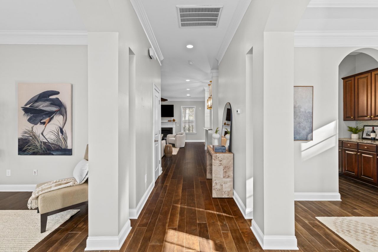 1753 Wellstead Street Photo 8