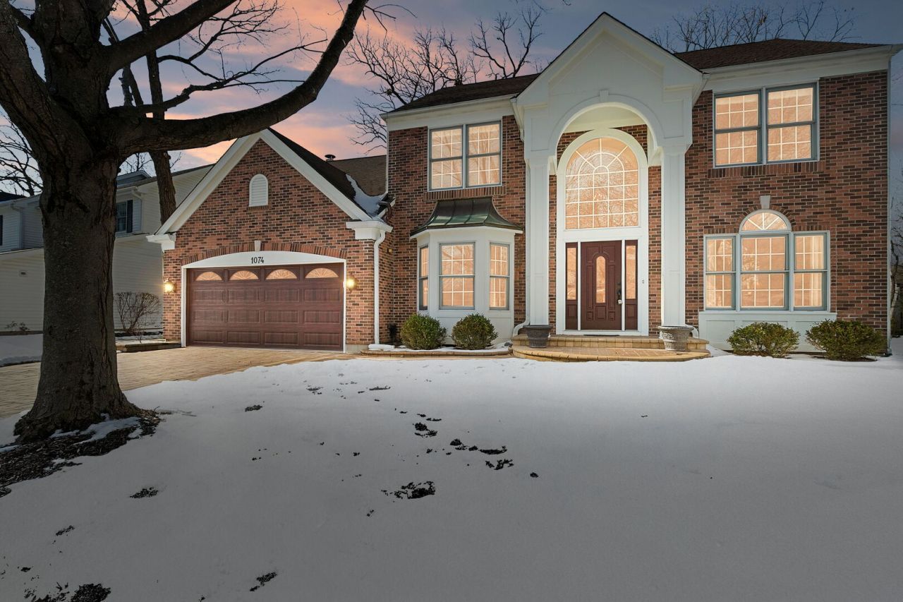 1074 Potomac Court, Grayslake, IL 60030 Main Photo
