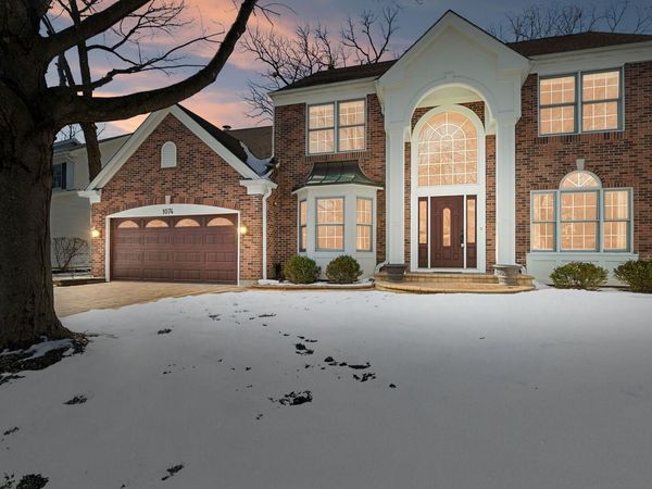 1074 Potomac Court, Grayslake, IL 60030