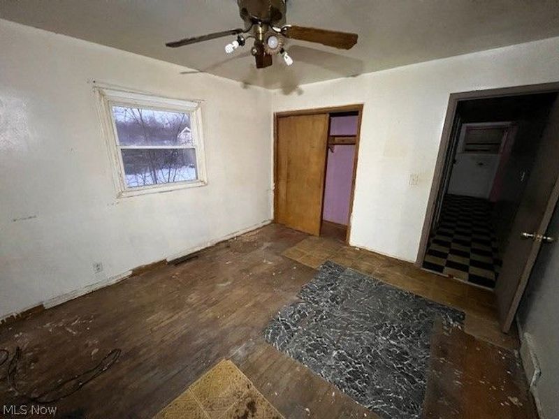 20751 Selfridge, Highland Hills, OH 44122 Photo 9