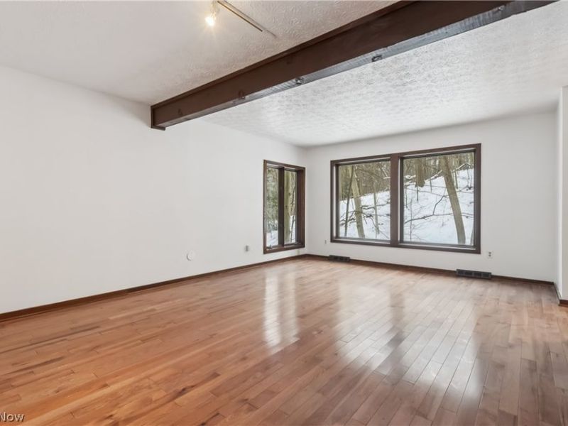 680 Rocky Hollow Drive, Akron, OH 44313 Photo 15