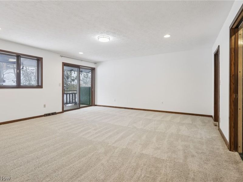 680 Rocky Hollow Drive, Akron, OH 44313 Photo 22