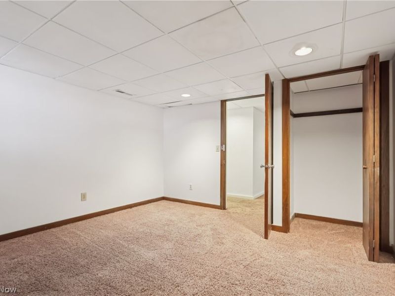 680 Rocky Hollow Drive, Akron, OH 44313 Photo 36